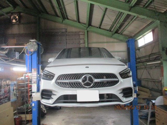 車検整備というよりクルマ丸洗い
