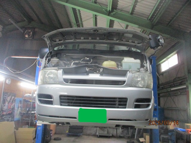 24.5万km走行のハイエース！介護タクシーの車検整備